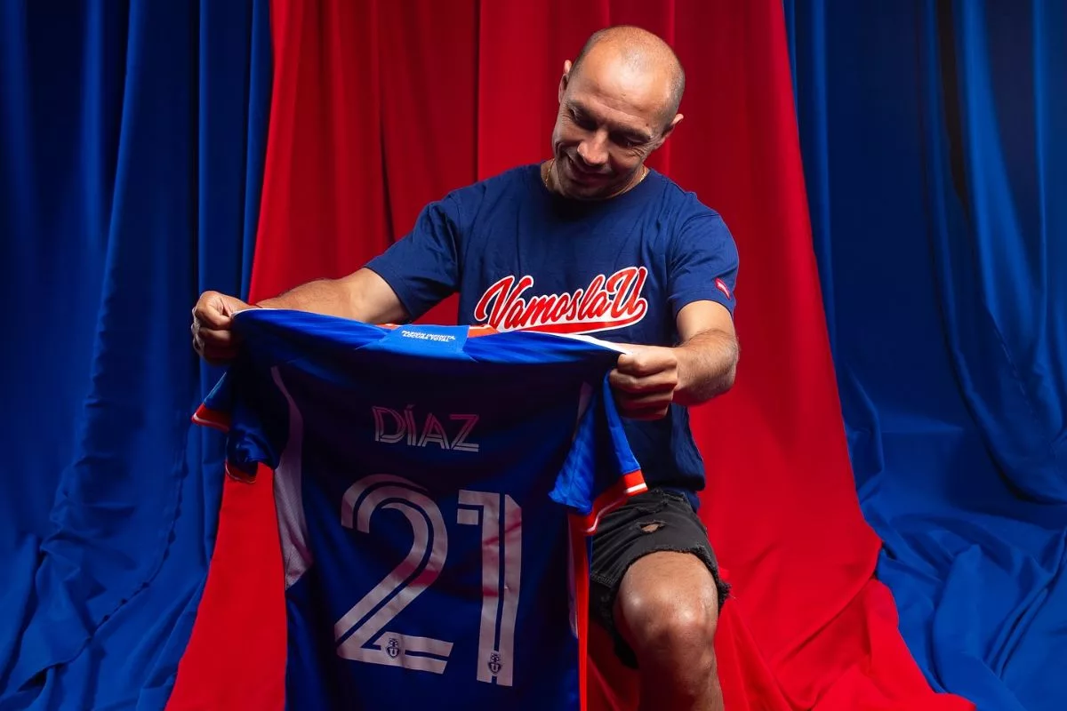 La 7 de Rivarola tiene dueño: La U determinó los números que usarán sus refuerzos para este 2024