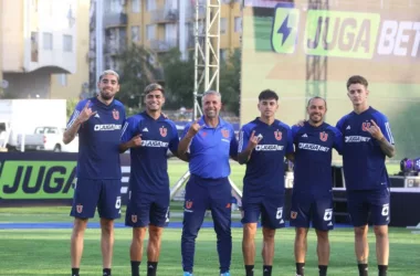 Con varios refuerzos y un debut: las 2 formaciones de Gustavo Álvarez para su debut en la U