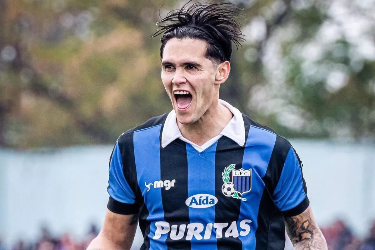 El Plan C: Delantero uruguayo aparece como opción si Rodrigo Holgado no firma con la U