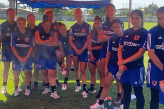 Aún no las presentan: Rostro de TV fue al CDA y reveló sin querer a las nuevas dos refuerzos de la U femenina