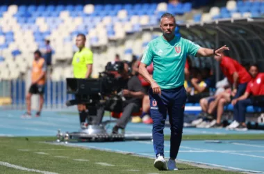 "Venimos de 14 días sin descanso y tres viajes": Gustavo Álvarez explicó dónde se notó el desgaste de la pretemporada frente a Huachipato