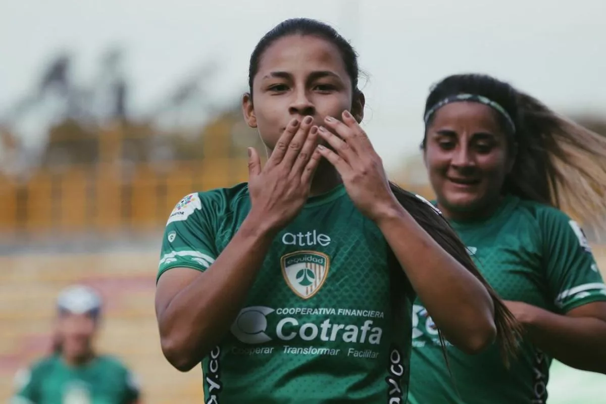La U femenina cerró a su nueva refuerzo: Es lateral izquierda y viene del fútbol colombiano