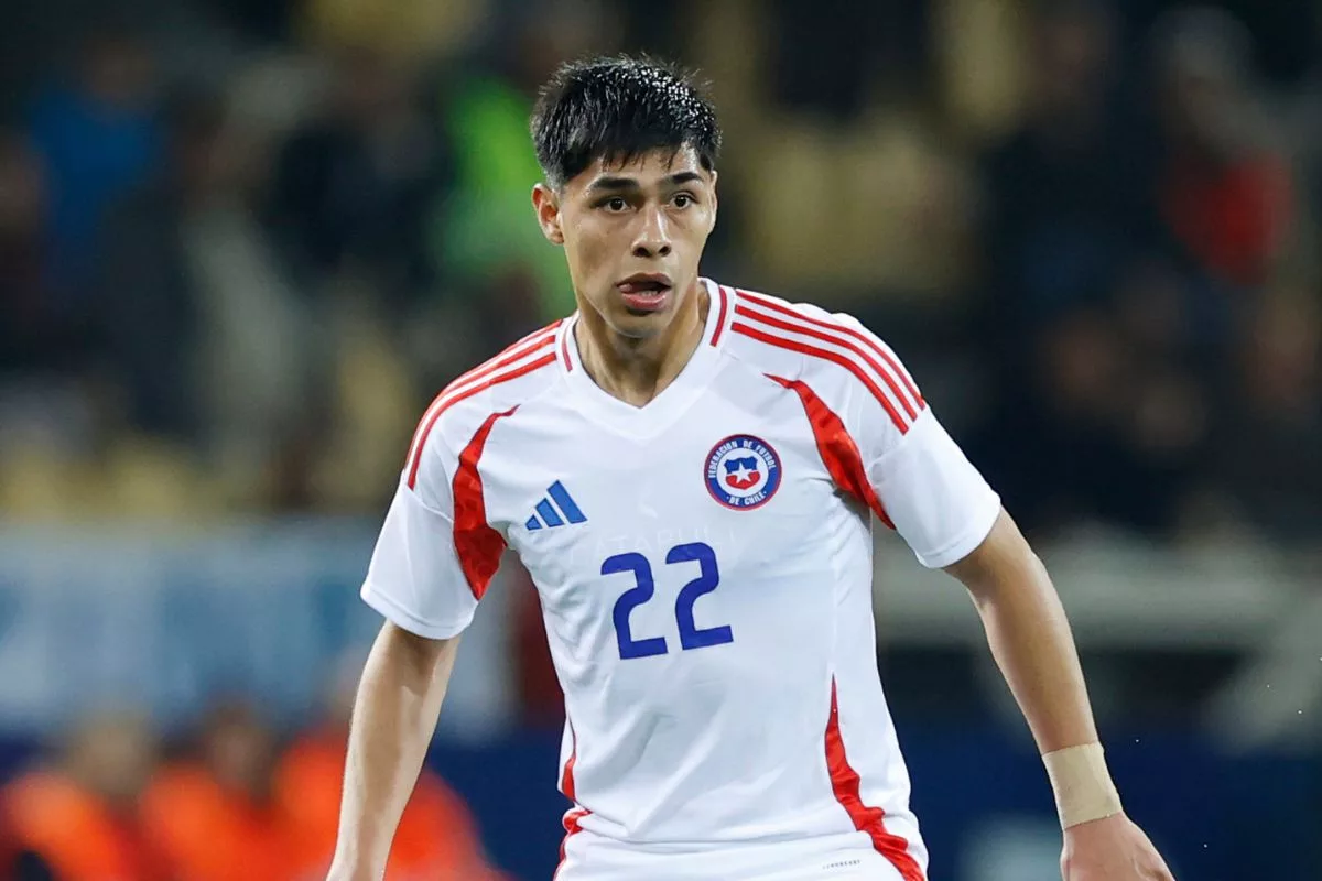 Darío Osorio fue ojeado por importante equipo europeo en amistoso de la Roja: "Tiene perfil de futbolista de élite"