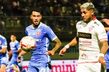 Emmanuel Ojeda le restó importancia a la presencia de Arturo Vidal en el Superclásico: "Nos enfocamos en nosotros"