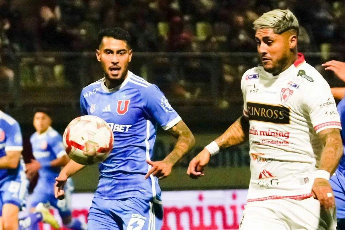 Jugador de la U ayudaría a Emmanuel Ojeda para partir a club argentino: "Lo estaría recomendando a..."