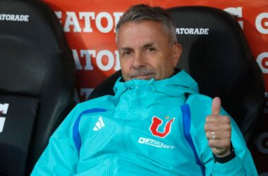 Gustavo Álvarez sorprende con esperado regreso en la citación de la U para el duelo con Ñublense