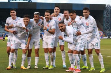 Piden calma con futbolista de la U: "Es un suplente. Para ser titular, tiene que cambiar muchas cosas"