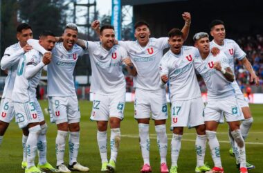 Decisión de emergencia: José Castro se complica y Gustavo Álvarez probó a volante como lateral izquierdo