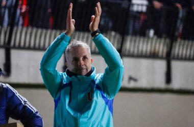 Gustavo Álvarez recibe importante respaldo por cambio de esquema de la U: “El mediocampo sufre mucho”