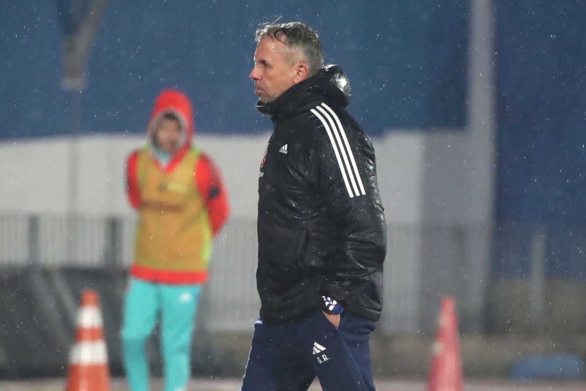 La tajante decisión de Gustavo Álvarez: Aseguran que DT de la U le baja el pulgar a posible refuerzo