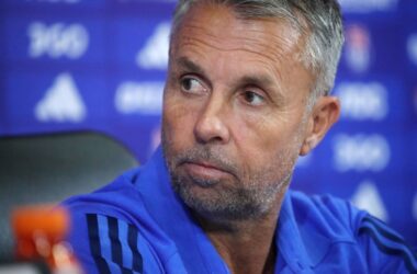 La tajante decisión de Gustavo Álvarez: Aseguran que DT de la U le baja el pulgar a posible refuerzo