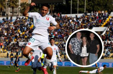 Madre de Lucas Assadi emocionada por el cariño de los hinchas de la U hacia su hijo