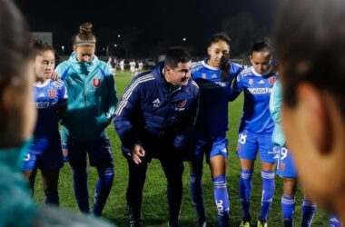 La complicada situación de las Leonas: La U no da prioridad a refuerzos para potenciar al equipo en el segundo semestre