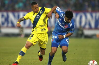 "No nos engañen": las reacciones que dejó el ingreso del nuevo fichaje de la U en partido contra Everton