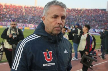 "Gestiones que no son fáciles": la sorpresiva reacción de Gustavo Álvarez tras ser consultado por refuerzos para la U