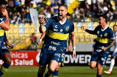 Un golpe tras otro: Everton le da inesperado batacazo a Universidad de Chile en comienzo de partido por Copa Chile