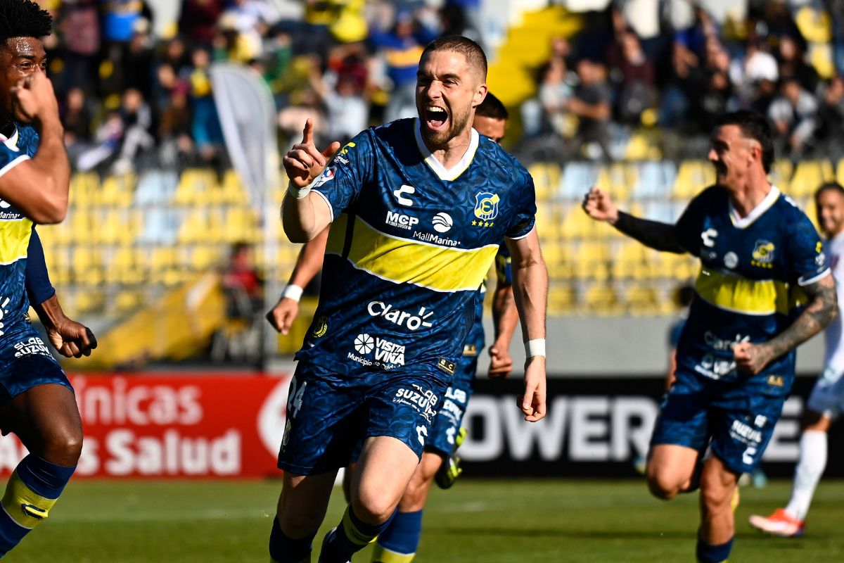 Un golpe tras otro: Everton le da inesperado batacazo a Universidad de Chile en comienzo de partido por Copa Chile