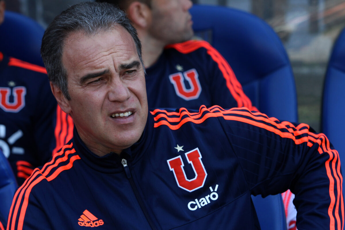 Martín Lasarte buscaría quedarse con refuerzo que ya tendría acuerdo con la U