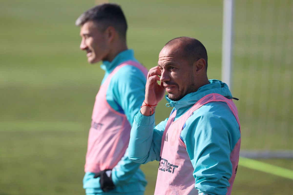 "Me recordó esos...": Juan Cristóbal Guarello entrega prometedor mensaje al hincha de Universidad de Chile