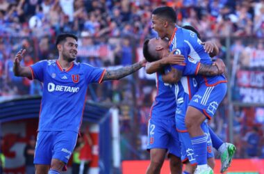 El DT no lo tenía considerado, lo probaron de titular y en la U lo ven con otra motivación: "Lo aprovechará al máximo"