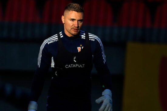 "Como un baldazo de agua fría": desde la interna de la U acusan el golpe tras grave accidente de Cristóbal Campos