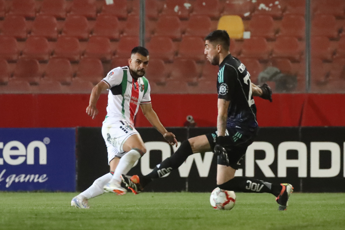 Se convirtió en el n° 1: Gabriel Castellón se metió en las páginas doradas de la U