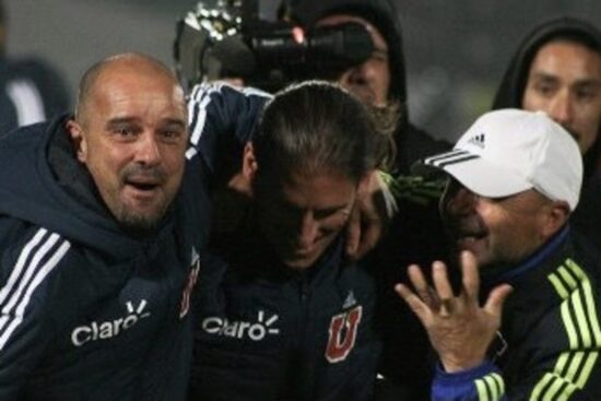 Dessio, Beccacece y Sampaoli festejando.
