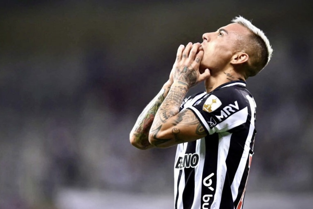 ¿Se ilusiona la U? Eduardo Vargas recibe duro portazo en su búsqueda de equipo para 2025