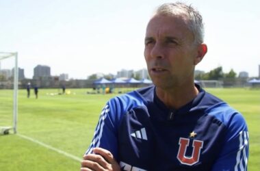 Gustavo Álvarez no se complica con la falta de refuerzos y valora el contingente que tiene: “Es un plantel muy…”