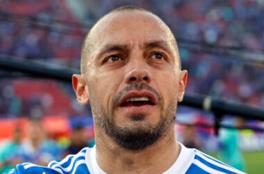 En el día de su cumpleaños: el especial regalo que recibió Marcelo Díaz de parte de Universidad de Chile