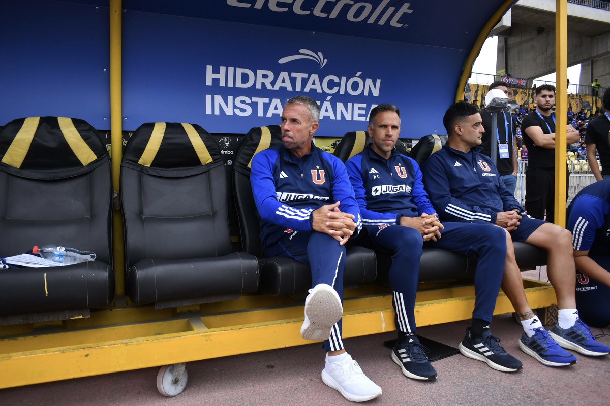 Gustavo Álvarez explica el por qué vuelve a mandar a préstamo a los juveniles: “¿A quién saco?”