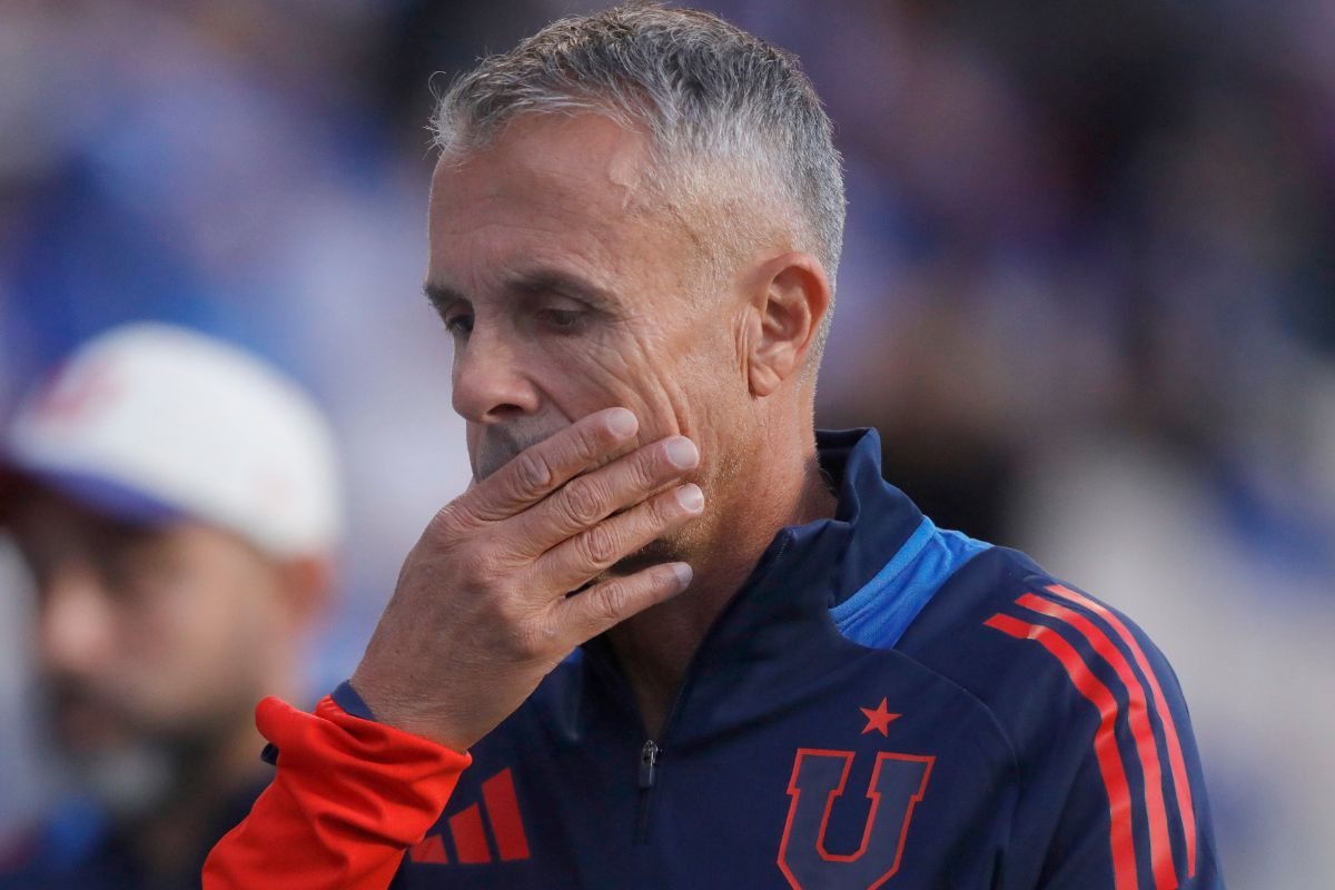 Mazazo para la U en el mercado de fichajes tras descartarse llegada de esperado jugador