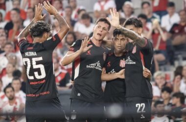 El campeón mundial que busca su revancha: Así llega Estudiantes de La Plata a enfrentar a la U en Copa Libertadores