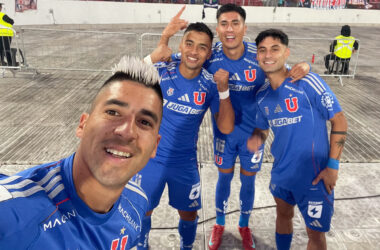 Selfie de jugadores de Universidad de Chile.