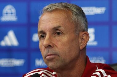 La positiva noticia que confirmó Gustavo Álvarez en la previa del partido de la U ante Everton