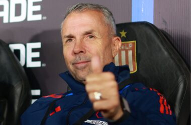 La emoción de Gustavo Álvarez tras la hazaña de la U en Argentina: "Un corazón enorme"