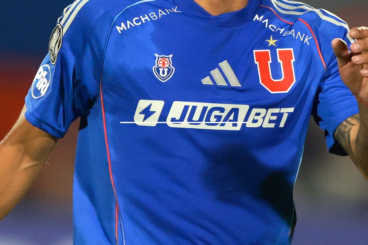 "Le exigimos como si fuera Messi": lanzan feroz defensa a jugador de La U tras eventual suplencia en Copa Libertadores