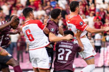 Estudiantes de La Plata y Carabobo ya se vieron las caras: así quedó la tabla de posiciones del grupo de la U en Libertadores