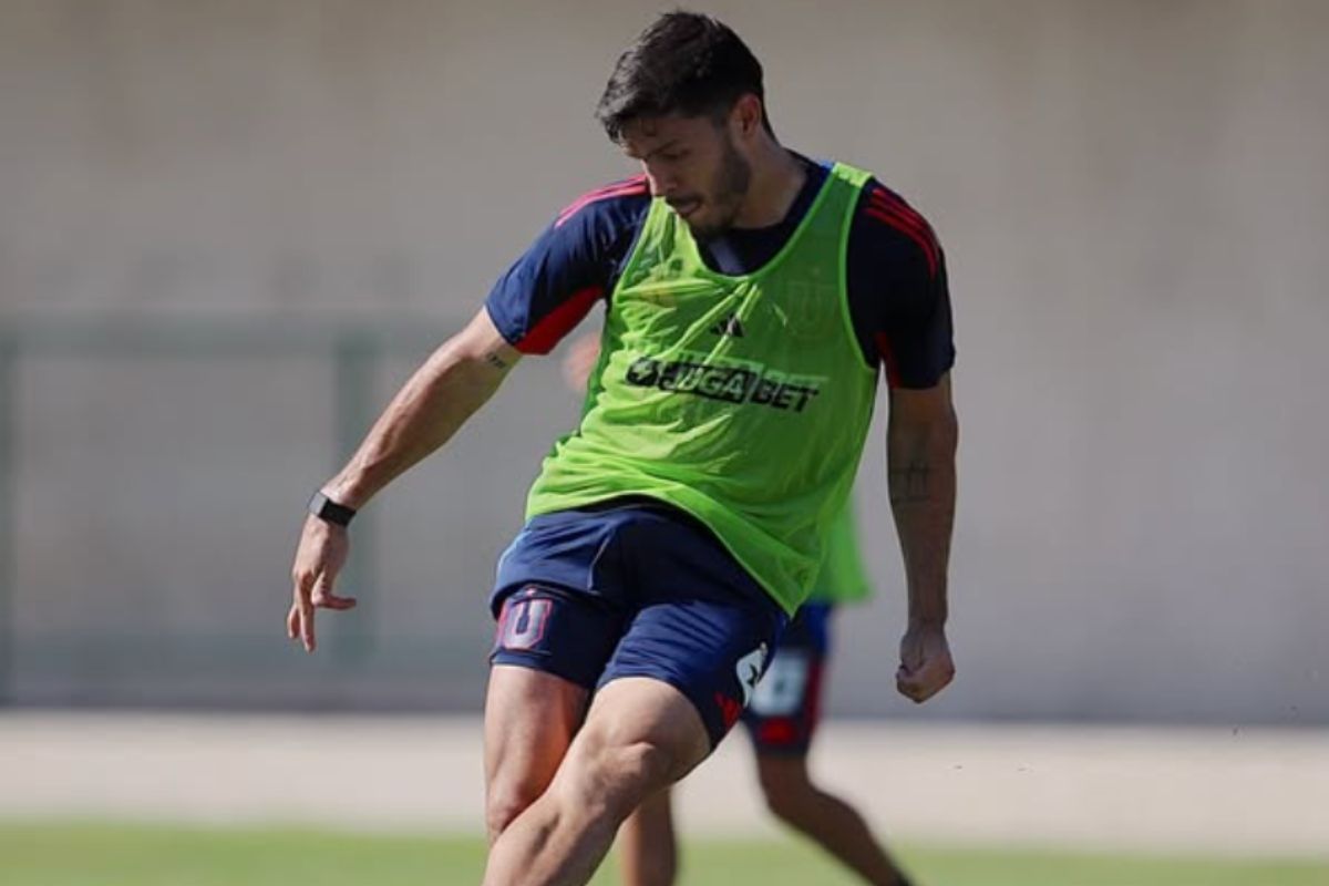 Gustavo Álvarez confía en un juvenil: la gran sorpresa de la U en la nómina para el duelo ante Botafogo