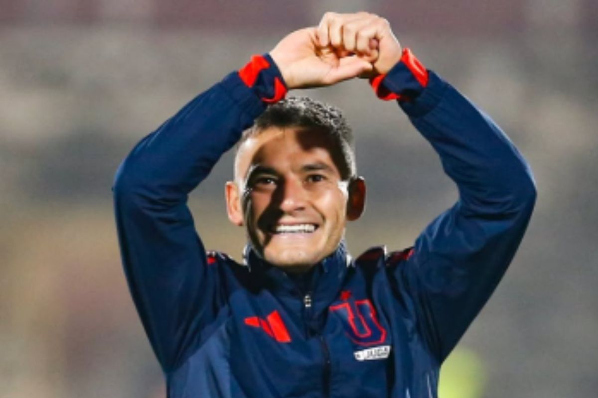 Charles Aránguiz La U (2)