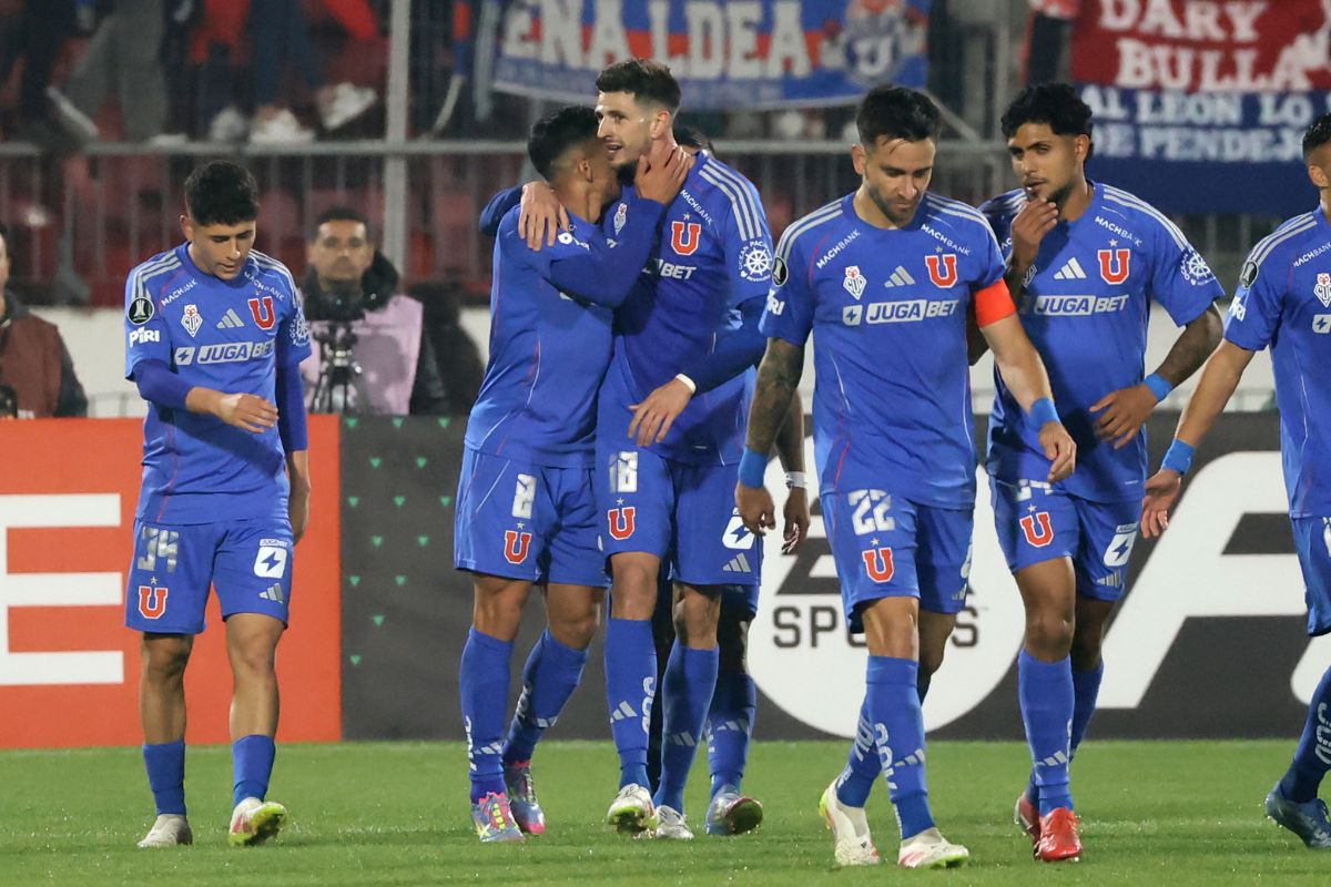 Lesion de Israel Poblete para la U ante Huachipato (2)