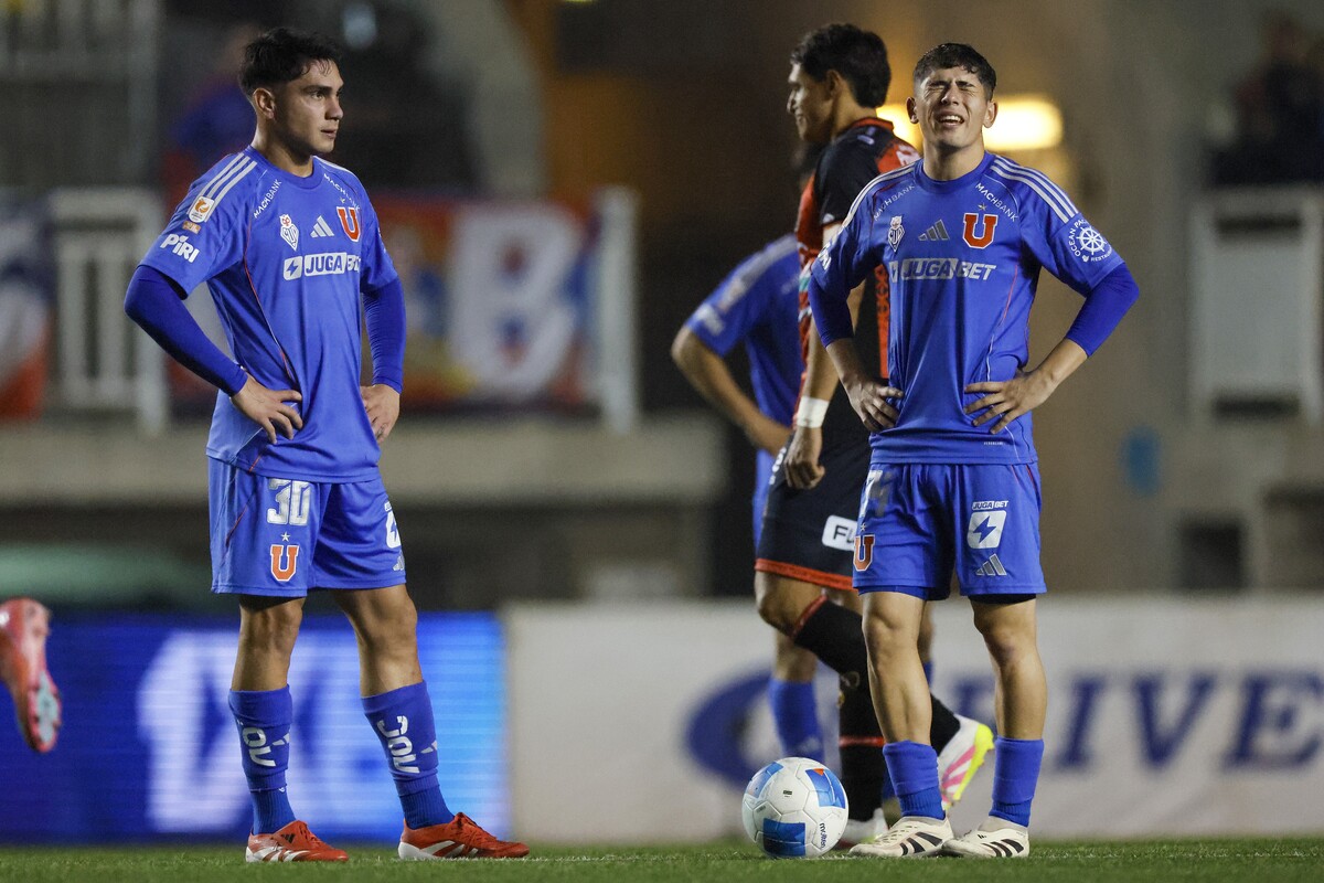 Montes y Moya lamentando el gol de Limache.